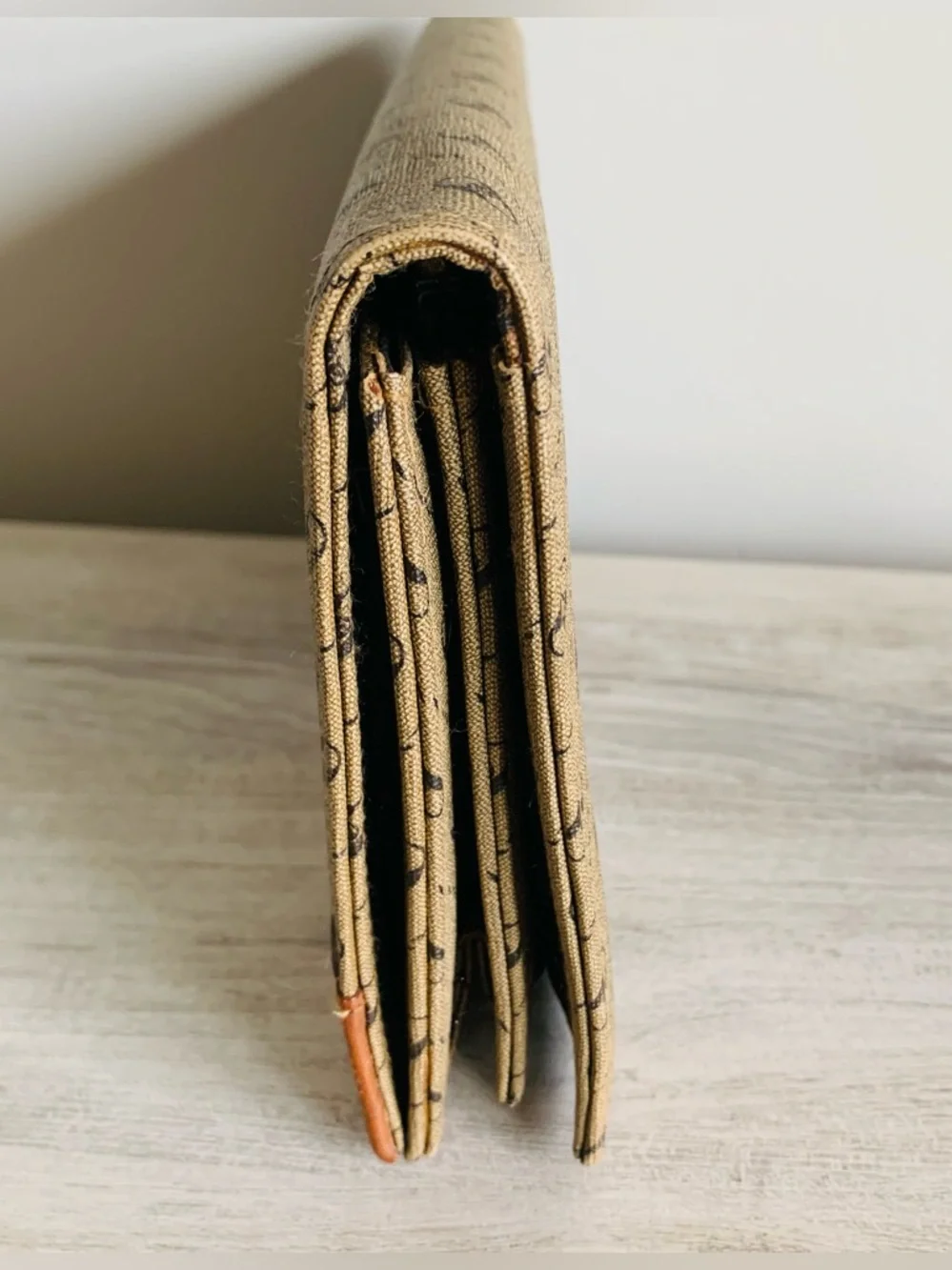 Rare Vintage GG Supreme Tan Clutch/Wallet - Picture 5 of 13